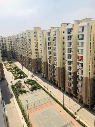 Rent this 3 bed apartment on unnamed road in Ghaziabad - 201102, Uttar Pradesh