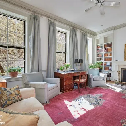 Image 1 - 39 EAST 75TH STREET 3W in New York - Townhouse for sale