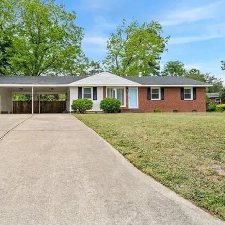 Buy this 3 bed house on 362 Lynhurst Dr in Fayetteville, North Carolina