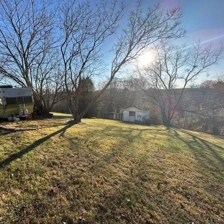 Image 3 - 157 Byrnes Street, Bedford County, VA 24095, USA - Apartment for sale