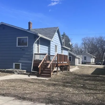 Buy this 4 bed house on 499 5th Avenue Northeast in Aberdeen, SD 57401