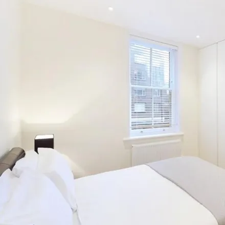 Image 4 - Hamlet Gardens, London, W6 0SY, United Kingdom - Apartment for rent
