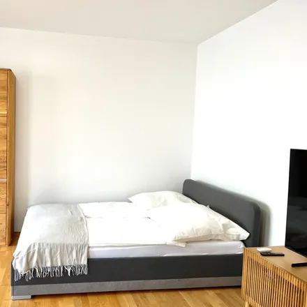 Rent this 1 bed apartment on Bruchsaler Straße 8 in 10715 Berlin, Germany