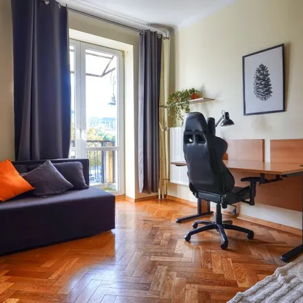 Rent this 3 bed room on Ogrodowa 11 in 00-893 Warsaw, Poland