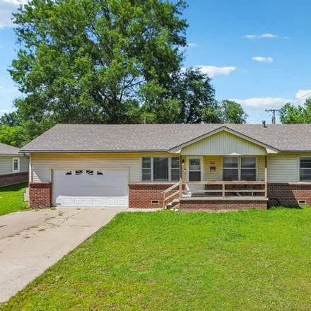 Buy this 3 bed house on 349 Southeast 12th Street in Pryor Creek, OK 74361
