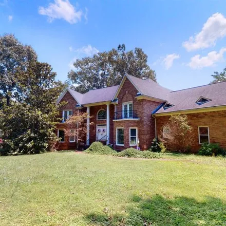 Buy this 5 bed house on Plantation Drive in Fayette County, TN 38028