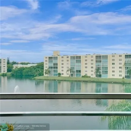 Image 1 - 131 SE 3rd Ave Apt 407, Dania Beach, Florida, 33004 - Condo for rent