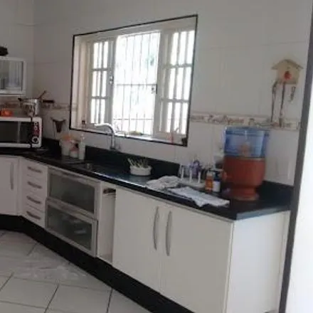 Buy this 3 bed house on Avenida Santo André in Núcleo Colonial, Ribeirão Pires - SP