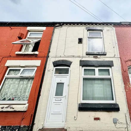 Rent this 2 bed townhouse on Grantham Street in Liverpool, L6 6BU