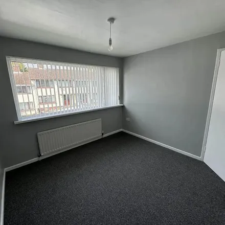 Image 1 - Inverview, Larne, BT40 2BT, United Kingdom - Apartment for rent