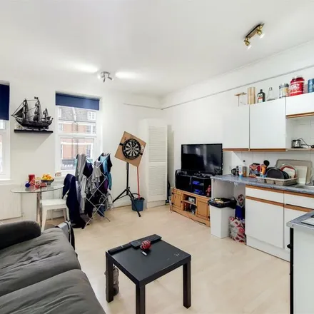 Rent this 1 bed apartment on Streatham High Road in London, SW16 4EU