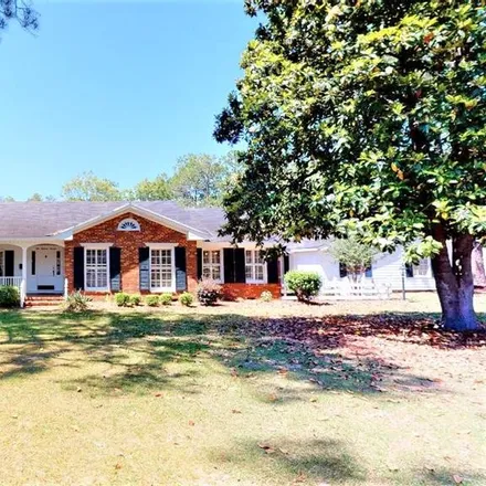Buy this 4 bed house on 900 15th Street South in Cordele, GA 31015