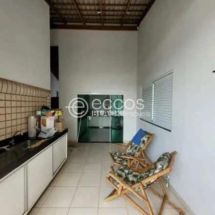 Rent this 3 bed house on Rua do Borracheiro in Planalto, Uberlândia - MG