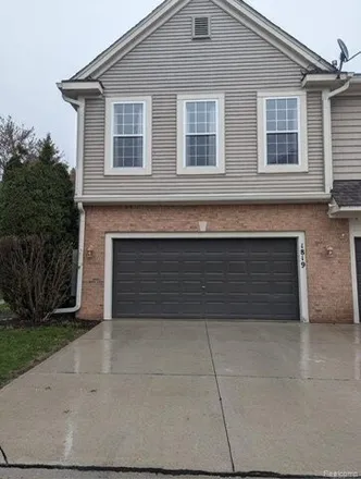 Rent this 3 bed condo on 1801 Knollwood Drive in Canton Township, MI 48188