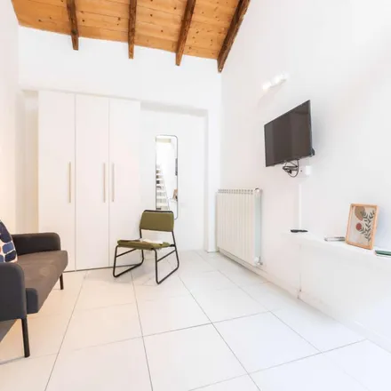 Image 2 - Gaiardoni, Via Giambellino, 20146 Milan MI, Italy - Apartment for rent