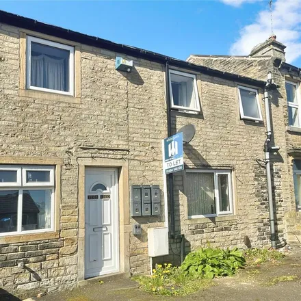 Rent this 1 bed room on Lowerhouses CofE (Voluntary Controlled) Junior Infant and Early Years School in Lowerhouses Lane, Huddersfield