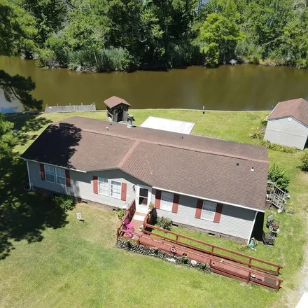 Buy this 3 bed house on 30 Whitetail Court in Holiday Island, Perquimans County