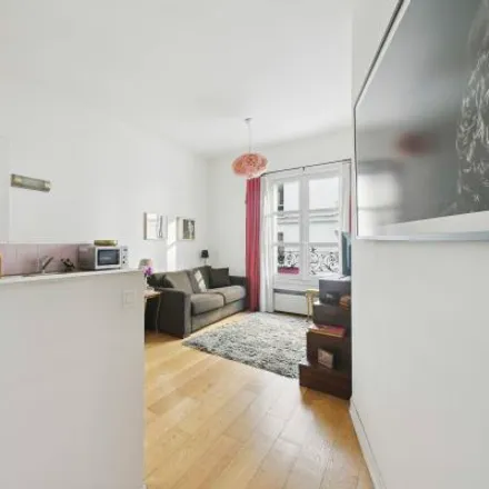 Image 7 - 39 Rue Gabrielle, 75018 Paris, France - Apartment for rent