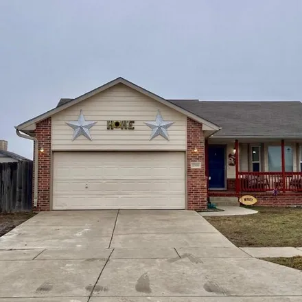 Buy this 3 bed house on 2313 Old Main Street in Newton, KS 67114