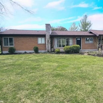Buy this 3 bed house on 2598 Plank Road in Keokuk, IA 52632