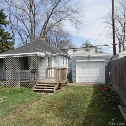 Buy this 2 bed house on 22096 Piper Avenue in Eastpointe, MI 48021