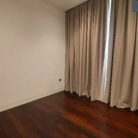 Rent this 2 bed apartment on Lloyd Road in Singapore 239107, Singapore