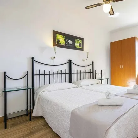 Rent this 1 bed apartment on 29738 Vélez-Málaga