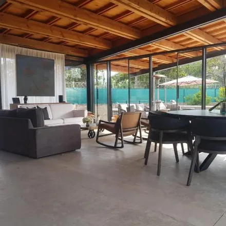 Rent this 5 bed house on Camino a Tonatico in 62520 Tepoztlán, MOR