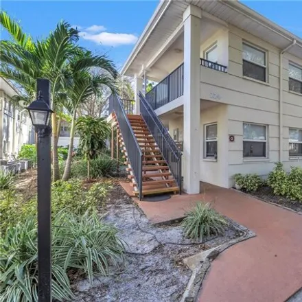 Buy this 1 bed condo on 228 6th Avenue North in Saint Petersburg, FL 33701