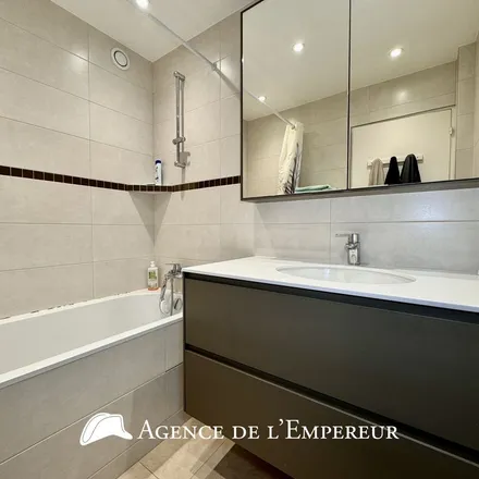 Rent this 3 bed apartment on Hôtel de Ville in Place Jean Tranape, 92500 Rueil-Malmaison