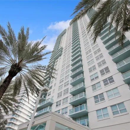 Image 7 - The Floridian Apartments, 650 West Avenue, Miami Beach, FL 33139, USA - Apartment for rent