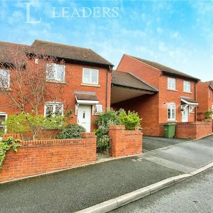 Buy this 3 bed house on Stafford Avenue in Worcester, Worcestershire