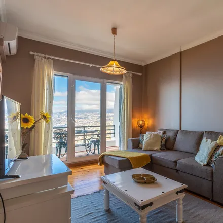 Rent this 2 bed apartment on Rua da Pinheira in 9060-414 Funchal, Madeira