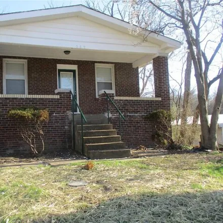 Buy this 2 bed house on 262 Chambers Road in Riverview, Saint Louis County