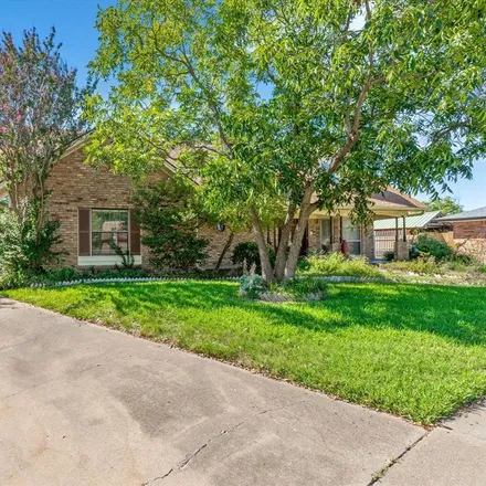 Buy this 4 bed house on 2802 Wood Wind Drive in Pantego, Tarrant County