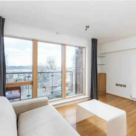 Buy this 1 bed apartment on 4 Elm Grove in London, N8 9AH