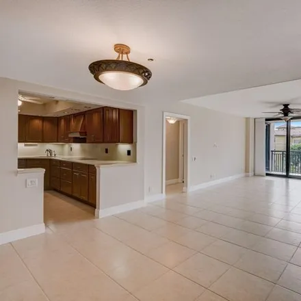 Image 8 - 977 Sweetwater Lane, Harbor East, Boca Raton, FL 33431, USA - Condo for sale