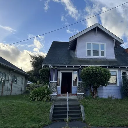 Buy this 3 bed house on 1774 I Street in Eureka, CA 95501