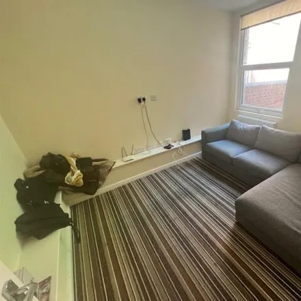 Image 4 - 1 St. George's Road, Coventry, CV1 2DF, United Kingdom - House for rent