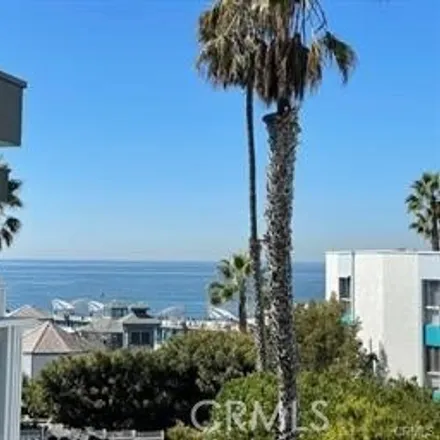 Image 2 - 640 The Village, Redondo Beach, CA 90277, USA - Condo for rent