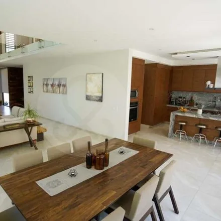 Buy this 4 bed house on Mítica Residencial in 45220 San Juan de Ocotán, JAL
