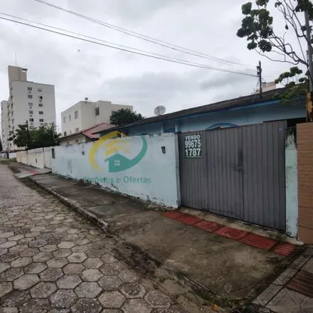 Buy this 3 bed house on Rua Bernardo Halfeld in Nossa Senhora do Rosário, São José - SC