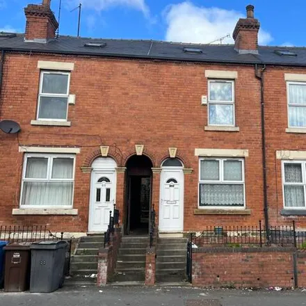 Buy this 3 bed townhouse on 68-96 Wolseley Road in Sheffield, S8 0ZU