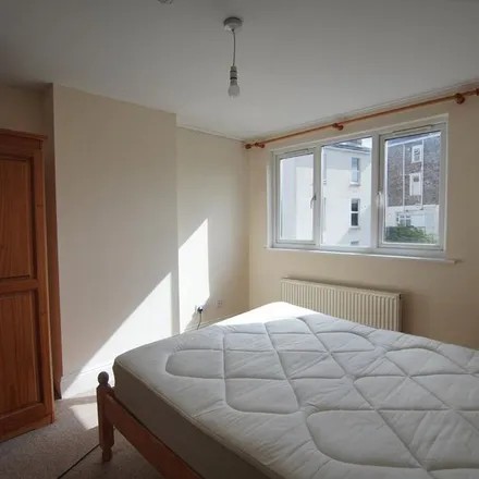 Rent this 1 bed apartment on 144 Richmond Road in Bristol, BS6 5ES