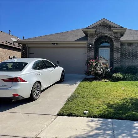Rent this 4 bed townhouse on 5200 Grayson Ridge Drive in Fort Worth, TX 76179