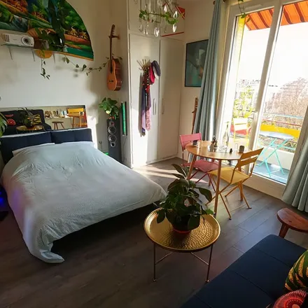 Rent this studio apartment on 75020 Paris