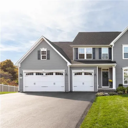 Buy this 5 bed house on 140 Brinan Fields Run in Manlius, Onondaga County