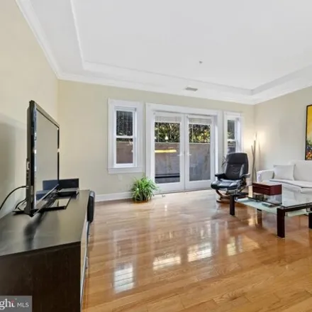 Image 3 - 419 13th Street Northeast, Washington, DC 20002, USA - Condo for sale