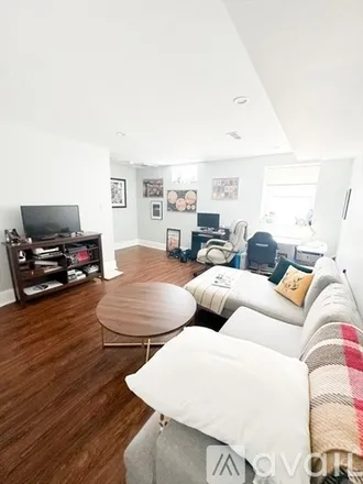 Image 3 - 36 A Haverford St, Unit A - Condo for rent