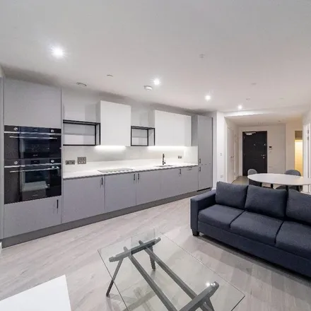 Rent this 1 bed apartment on Nathaniel Court in 254 Green Lanes, London